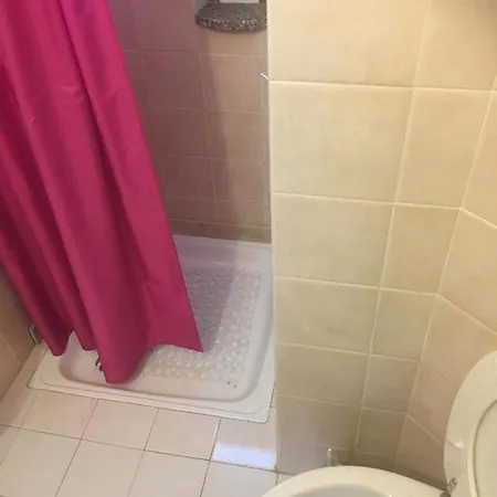 Hostel-sezanalokev Bed & Breakfast *