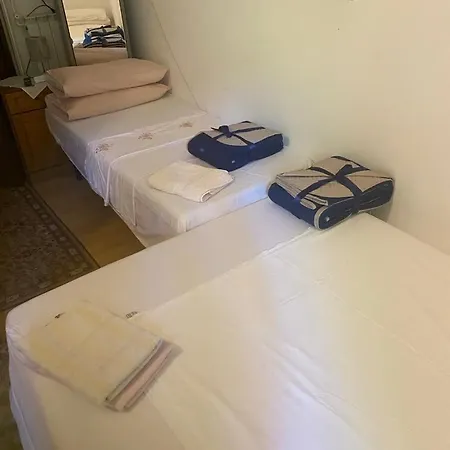 Hostel-sezanalokev Bed & Breakfast Sezana