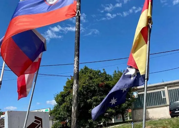 Lokev Hostel, Lipica ベッド・アンド・ブレックファスト 3*